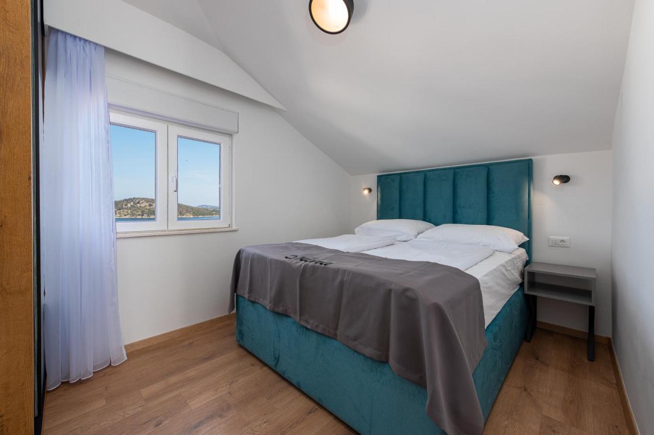 Villa Mona Apartments Ražanj Buitenkant foto